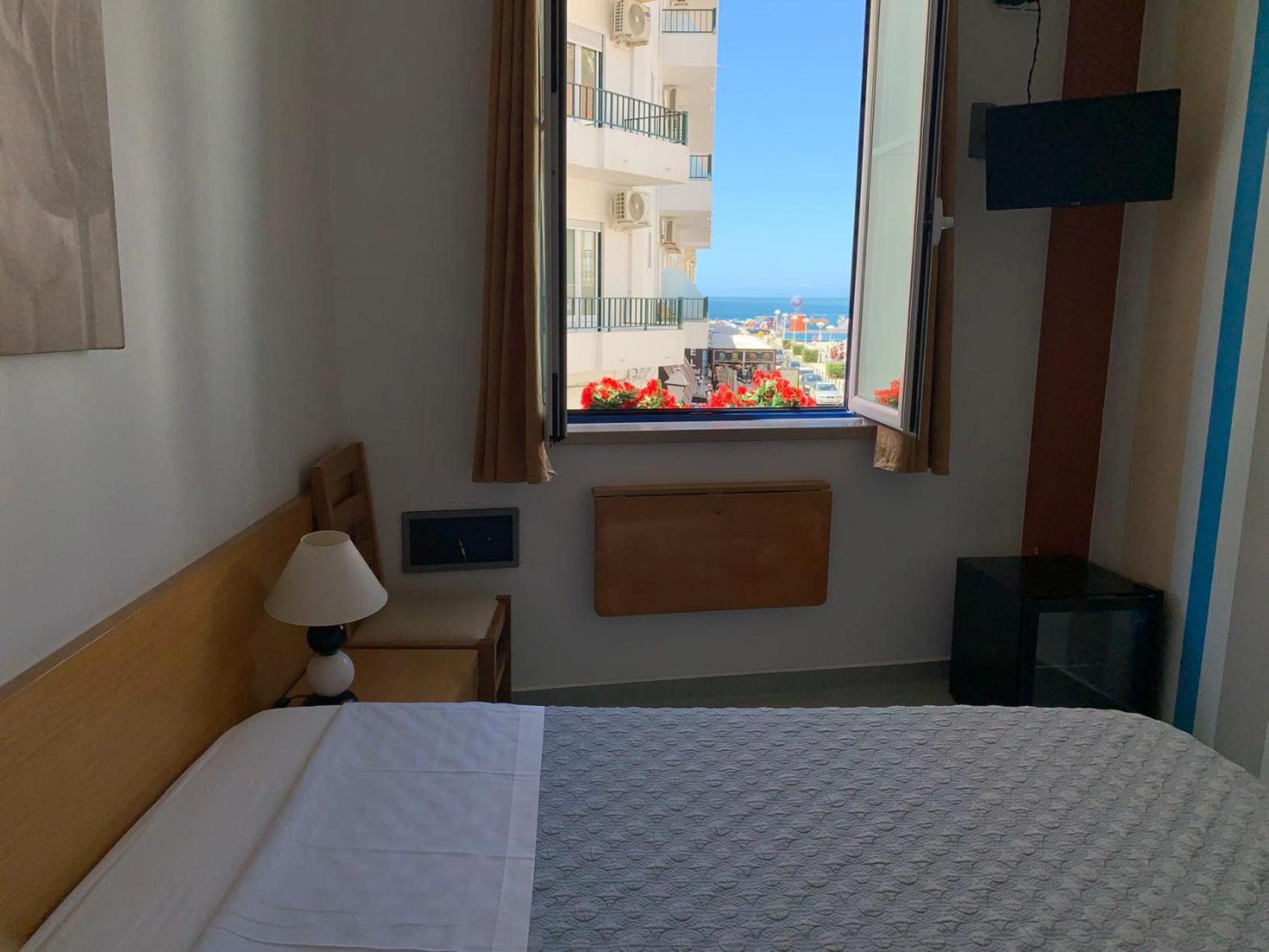 Weaa Hotel Nazaré Exteriör bild