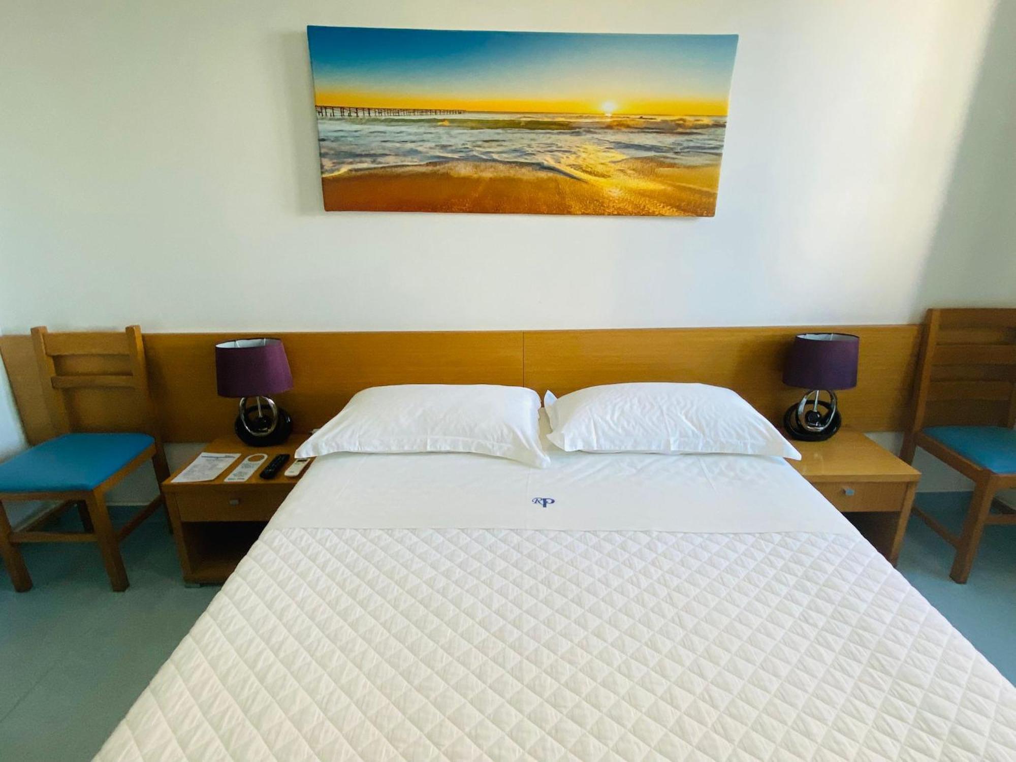 Weaa Hotel Nazaré Exteriör bild