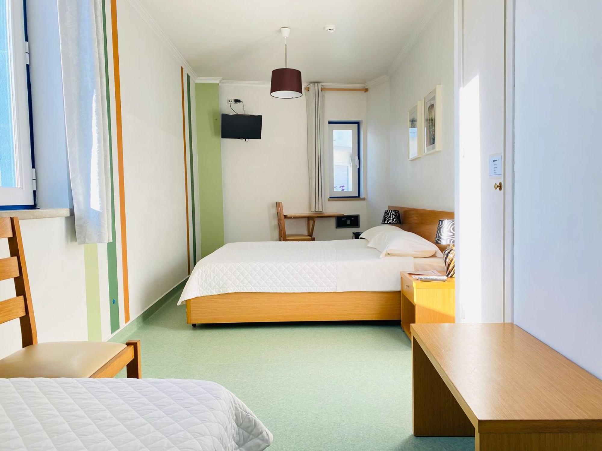 Weaa Hotel Nazaré Exteriör bild